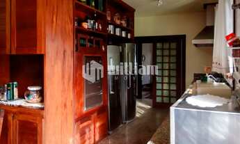 Imagem 6: ![CDATA[BELÍSSIMA CASA (MANSÃO) MOBILIADA ( CENTRO 1)]]