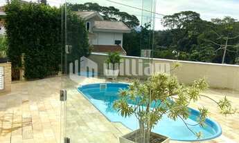 Imagem 7: ![CDATA[AMPLA CASA DE ALTO PADRÃO NO BRUSCHAL]]