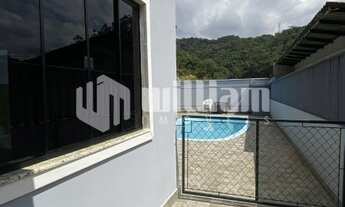 Imagem 2: ![CDATA[EXCELENTE CASA 4 DORMITORIOS SENDO 2 SUÍTES BAIRRO GUARANI]]