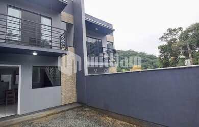 Imagem 5: ![CDATA[LINDO SOBRADO COM 2 QUARTOS ]]