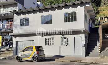 Imagem 3: ![CDATA[OPORTUNIDADE PARA LOCAÇÃO - 4 IMOVEIS EDIFICADOS EM TERRENO ÚNICO]]