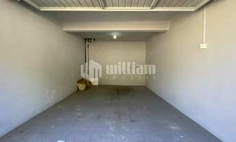 Imagem 4: ![CDATA[OPORTUNIDADE PARA LOCAÇÃO - 4 IMOVEIS EDIFICADOS EM TERRENO ÚNICO]]