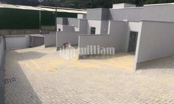 Imagem 3: ![CDATA[CASA BAIXA DE DOIS DORMITORIOS +UMA SUITE]]