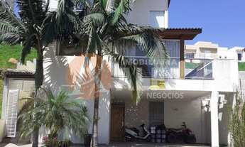 Imagem: Bela Casa Alto Padrão - 3 Dormitórios