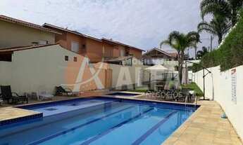 Imagem: Casa a venda com 3 Dormitórios - Condomínio