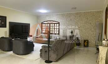 Imagem 6: Casa à venda com 4 Dormitórios - Condomínio Dom Henrique III - Cotia / SP