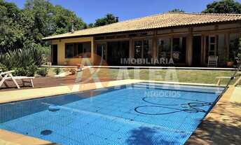 Imagem: Casa (V) - 4 Dormitórios - Condomínio