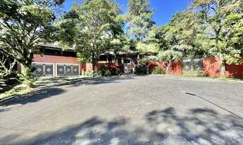 Imagem: Casa - 05 dorms - Associação Fazendinha