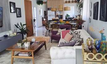 Imagem: Lindissima Casa 03 Dormitorios sendo 01