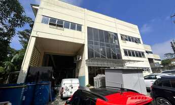 Imagem 2: GALPÃO com 1030 m² no Centro Empresarial Trade Hill - Cotia/SP