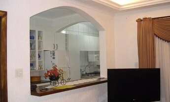 Imagem: Casa com Dormitórios sendo 1 Suíte a