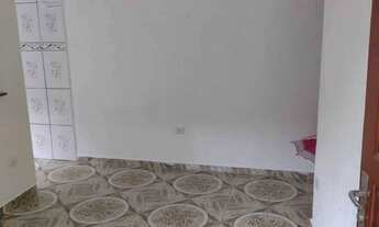 Imagem 4: Sobrado Amplo com 2 Casas no Jardim Mirizola – Oportunidade Única-Cotia Sp