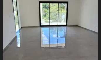 Imagem 2: Casa com 03 Dormitórios - Condomínio Reserva Vale Verde - Granja Viana - Cotia/SP