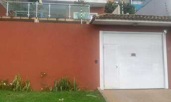 Imagem: Sobrado com 03 Dorms sendo 01 suíte e Piscina