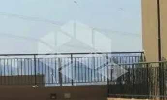 Imagem: Apartamento com 02 Quartos - Condomínio