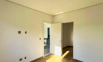 Imagem 3: Casa com 03 Quartos - Condomínio Lago dos Pássaros - Cotia/SP