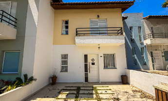 Imagem: Casa com 03 Quartos - Condomínio New Village