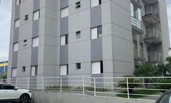 Imagem: Apartamento com 02 Quartos - Condomínio