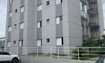 Imagem: Apartamento Térreo com 02 Quartos - Condomínio