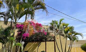 Imagem: Casa com 02 Quartos - Condomínio Residencial