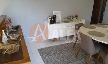 Imagem: Excelente Sobrado com 03 dormitórios sendo