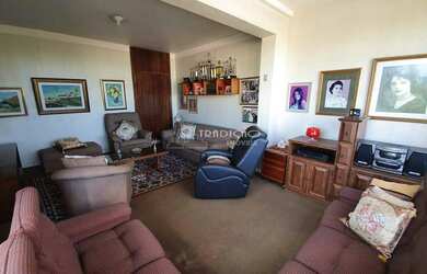 Imagem 2: Vende-se casa espaçosa e iluminada no Centro