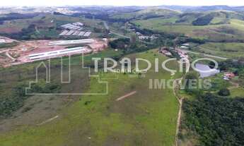 Imagem 4: FAZENDA à venda, RODOVIA BR 040 - ALFREDO VASCONCELOS/MG