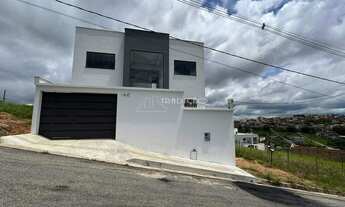 Imagem: CASA à venda, 3 quartos, 1 suíte, 2 vagas