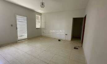 Imagem 2: CASA à venda, 3 quartos, 1 suíte, 2 vagas, FUNCIONÁRIOS - BARBACENA/MG