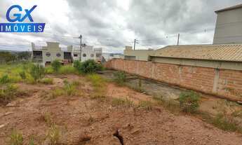 Imagem: Lote à venda no bairro São Pedro
