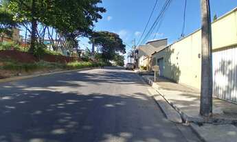 Imagem: Casa à venda no bairro Água Branca
