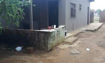 Imagem 6: Casa com amplo quintal