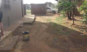 Imagem 5: Casa com amplo quintal