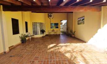 Imagem 4: Casa espaçosa localização privilegiada