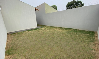 Imagem 3: Casa Com Quintal e frente amplos no Jardim Anache