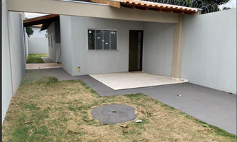 Imagem 2: Casa Com Quintal e frente amplos no Jardim Anache
