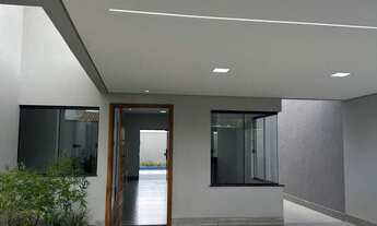 Imagem: Casa térrea moderna com piscina!!!