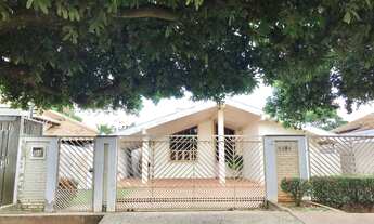 Imagem: Sobrado à venda, 8 quartos, 4 vagas, Vila