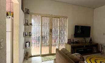 Imagem 4: Excelente casa térrea com 03 quartos no bairro Pioneiros