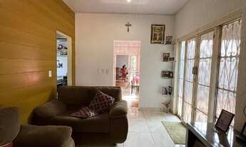 Imagem 3: Excelente casa térrea com 03 quartos no bairro Pioneiros