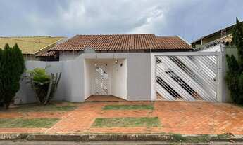 Imagem: Casa Térrea à venda, 2 quartos, 1 suíte