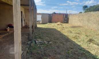 Imagem 5: Espaço de festas em construção em avenida no bairro Nova Campo Grande