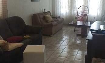 Imagem 5: Excelente imóvel com terreno inteiro no Bairro Caiçara!