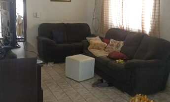 Imagem 4: Excelente imóvel com terreno inteiro no Bairro Caiçara!