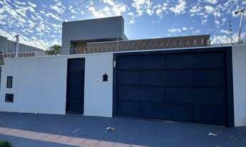 Imagem: Casa Térrea à venda, 2 quartos, 1 suíte