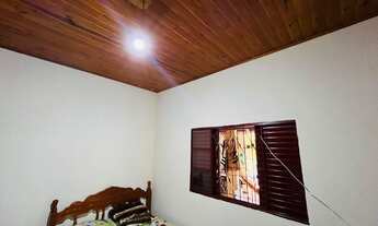 Imagem 4: Casa com terreno amplo! Para residência ou comércio!