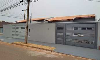 Imagem: Casa com 03 quartos no bairro Jardim Parati