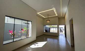 Imagem 2: Bairro Pioneiros Casa Térrea com Piscina a Venda!