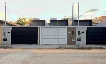 Imagem: Excelente Casa Térra com 2 Quartos Jardim