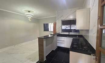 Imagem 3: Casa Perfeita com 3 Quartos (1 Suíte), Piscina e Planejados - Seu Refúgio de Lazer!